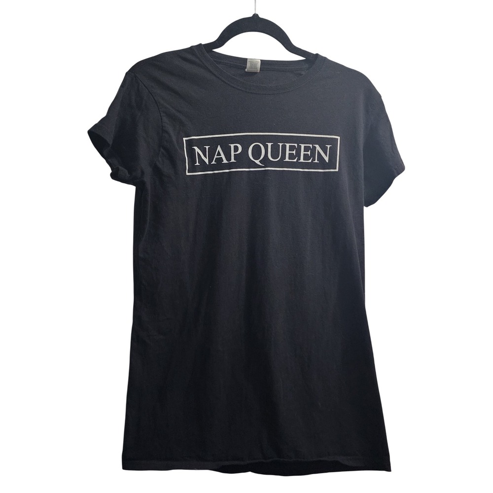 Gildan Nap Queen Graphic T‎ Shirt Black Cotton Ring Spun Women's Size Medium